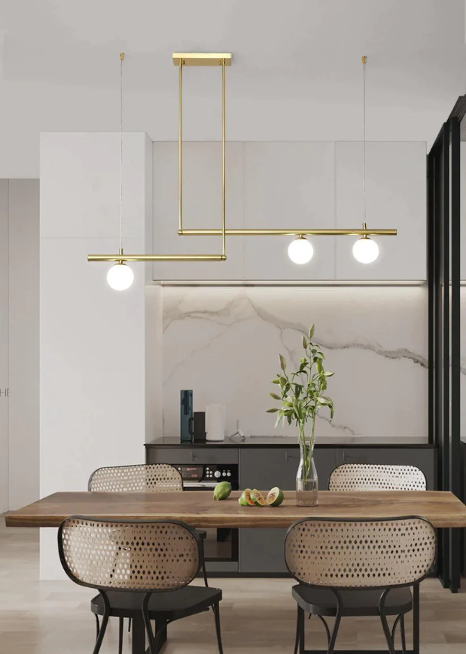 Suspension Minimaliste à Boules Blanches