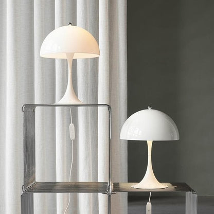 Lampe de Table | Modèle Louis Poulsen
