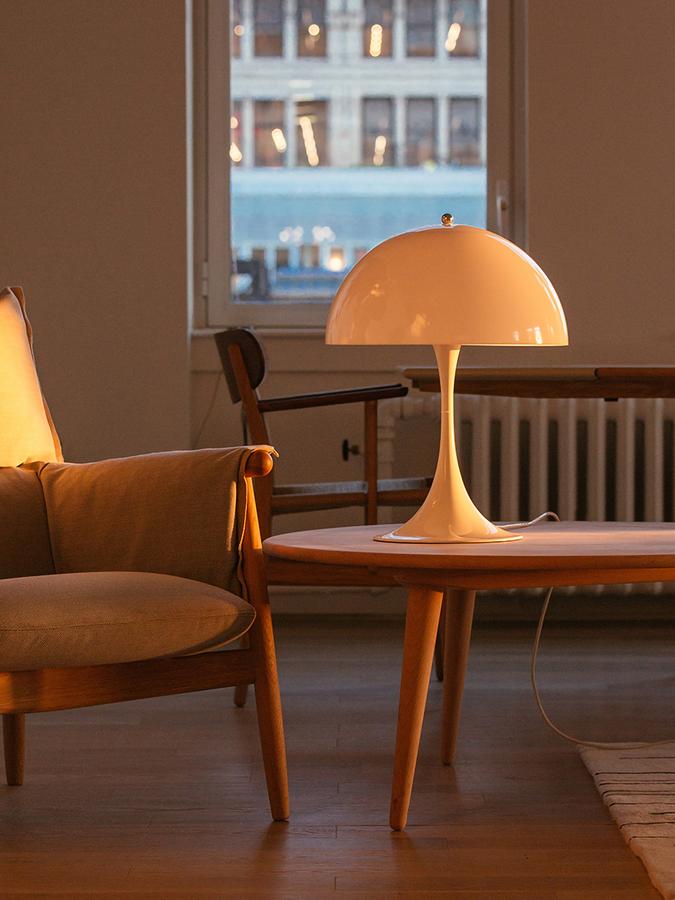 Lampe de Table | Modèle Louis Poulsen